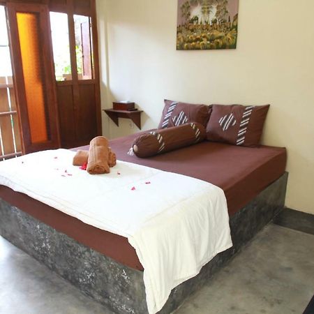 Ndalem Mj Homestay 日惹 外观 照片