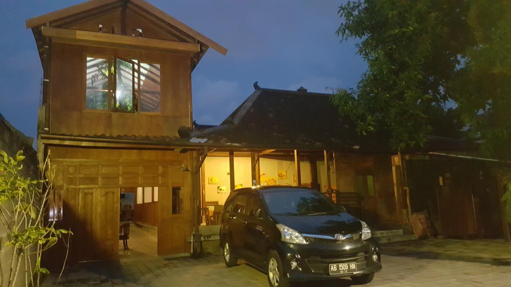 Ndalem Mj Homestay 日惹 外观 照片
