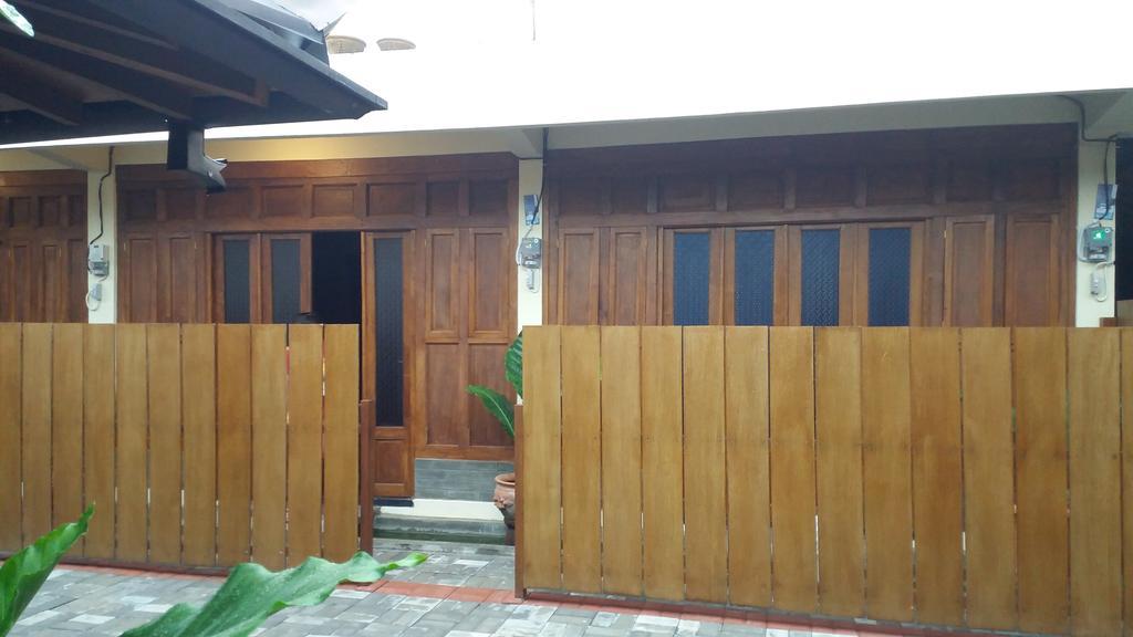 Ndalem Mj Homestay 日惹 外观 照片