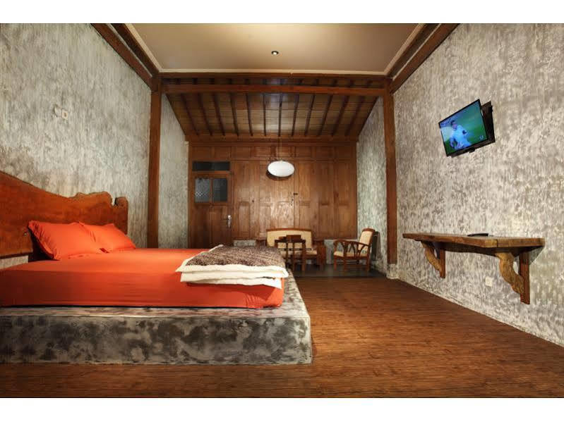 Ndalem Mj Homestay 日惹 外观 照片