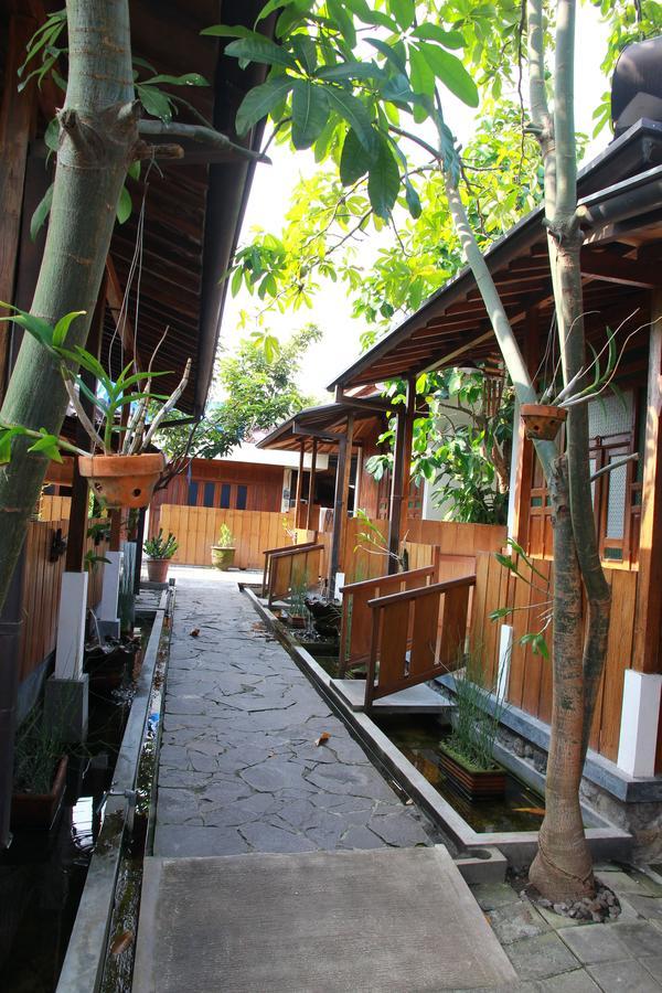 Ndalem Mj Homestay 日惹 外观 照片